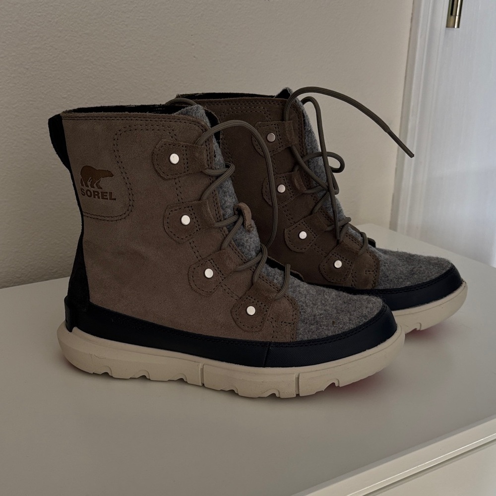 Sorel Women's Winter Boots - Brown and Black